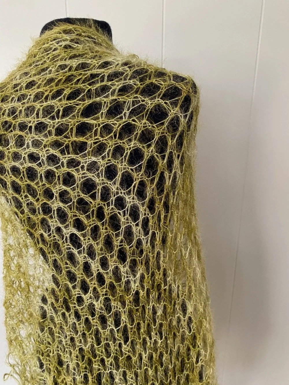 Wonderful Hand Knit Shawl - Picture 2 of 10